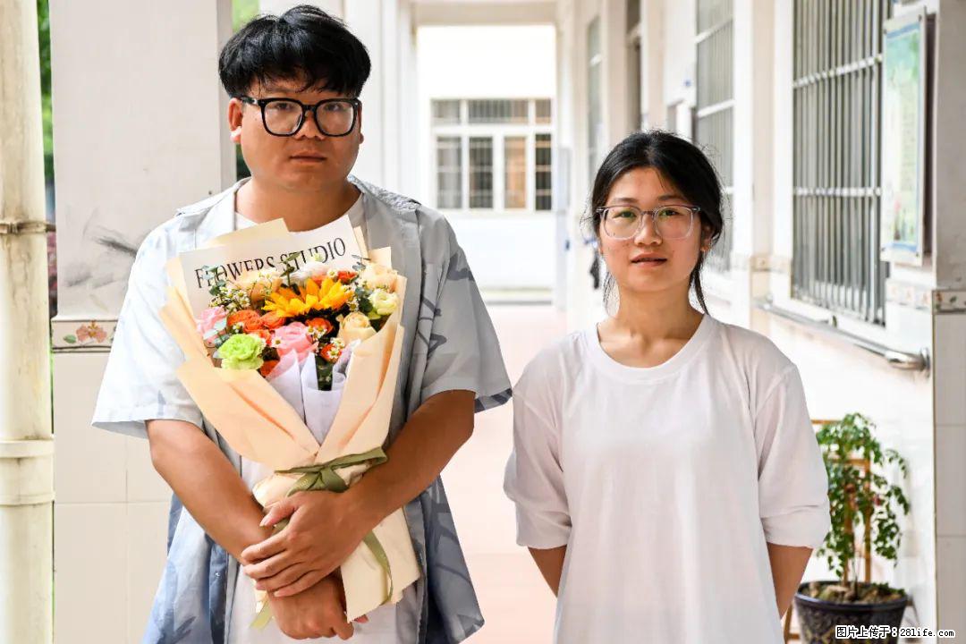 全网追的“扁担女孩”,找了一份暑假工,时薪12元 - 仙桃生活资讯 - 仙桃28生活网 xiantao.28life.com